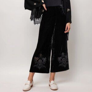 Johnny Was Black Lilith Wide Leg Cropped Pants Velvet with Embroidery